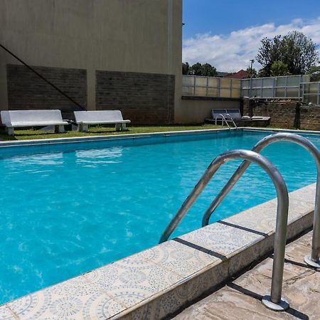 Serenity Stays Nakuru Bagian luar foto